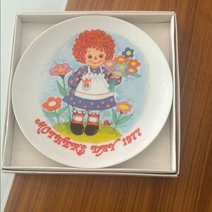 Vintage Mother's Day 1977 Decorative Plate